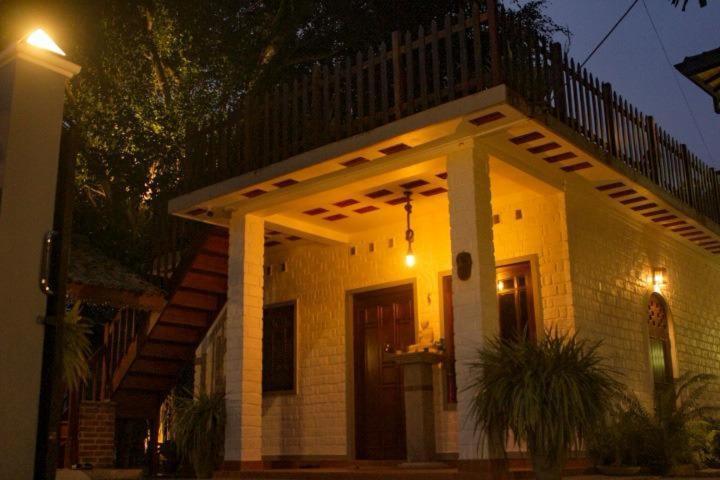 Amazing Villa Matara Bagian luar foto