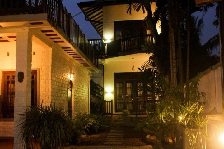 Amazing Villa Matara Bagian luar foto