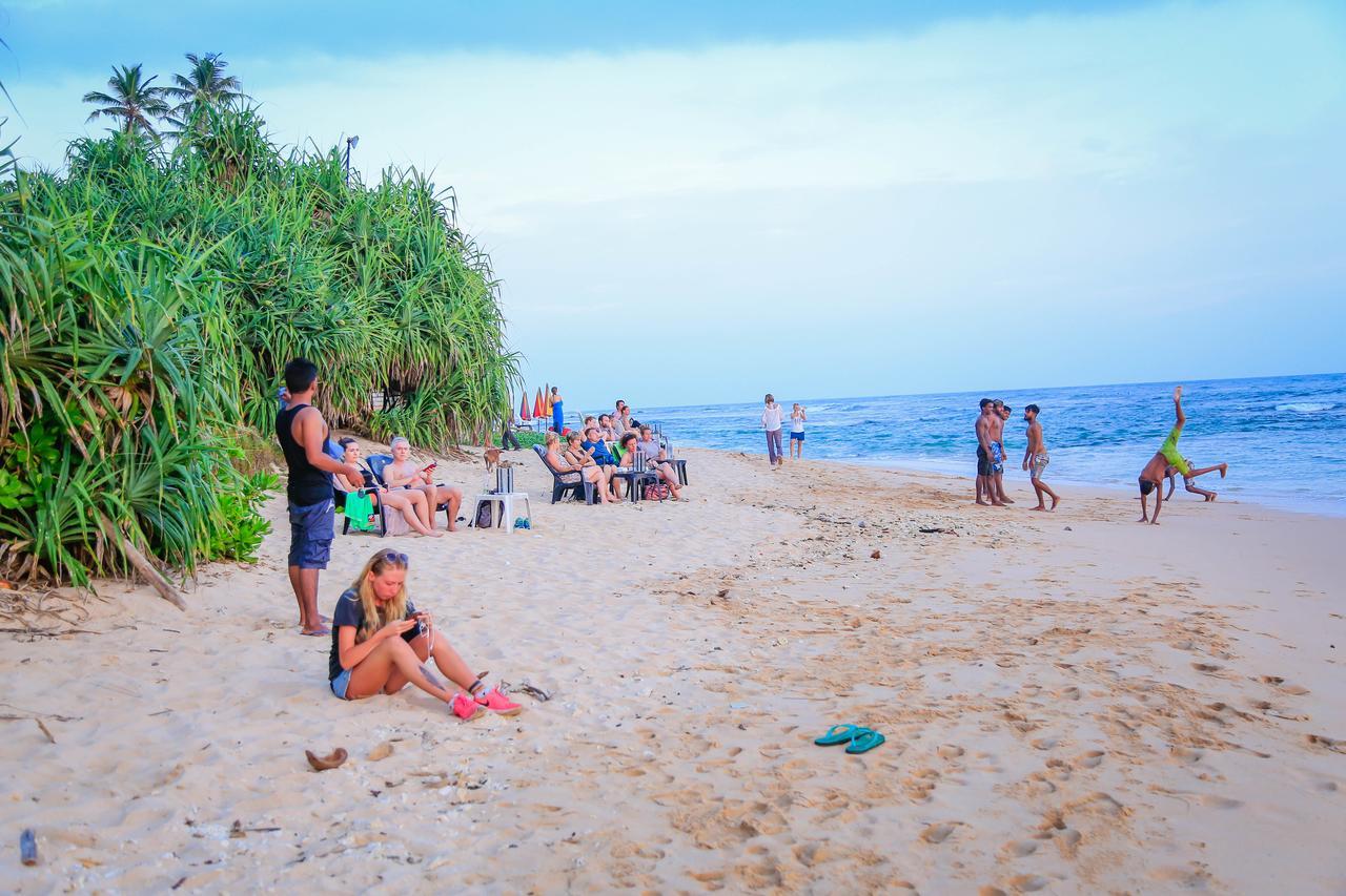 Amazing Villa Matara Bagian luar foto