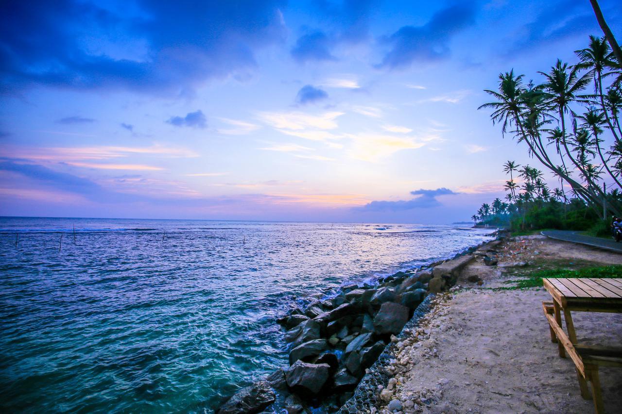 Amazing Villa Matara Bagian luar foto