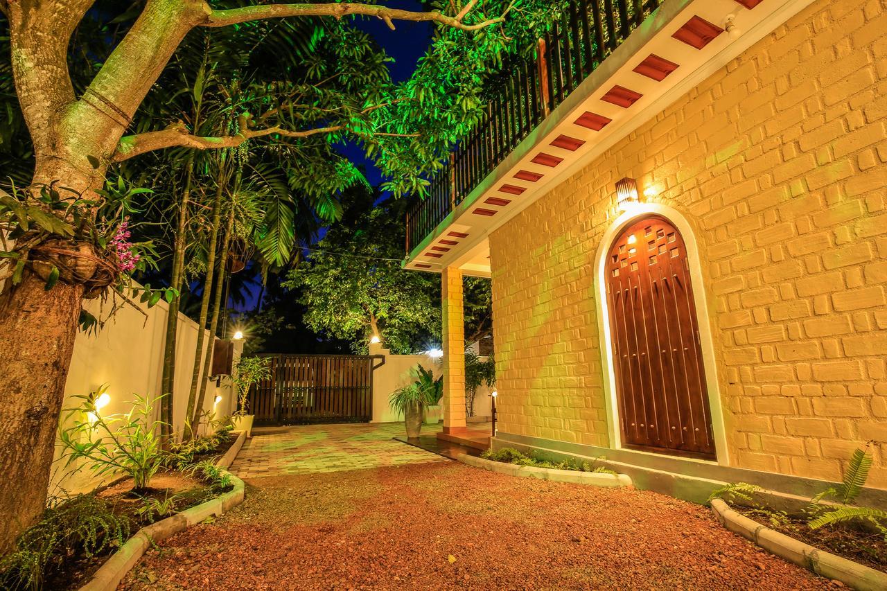 Amazing Villa Matara Bagian luar foto